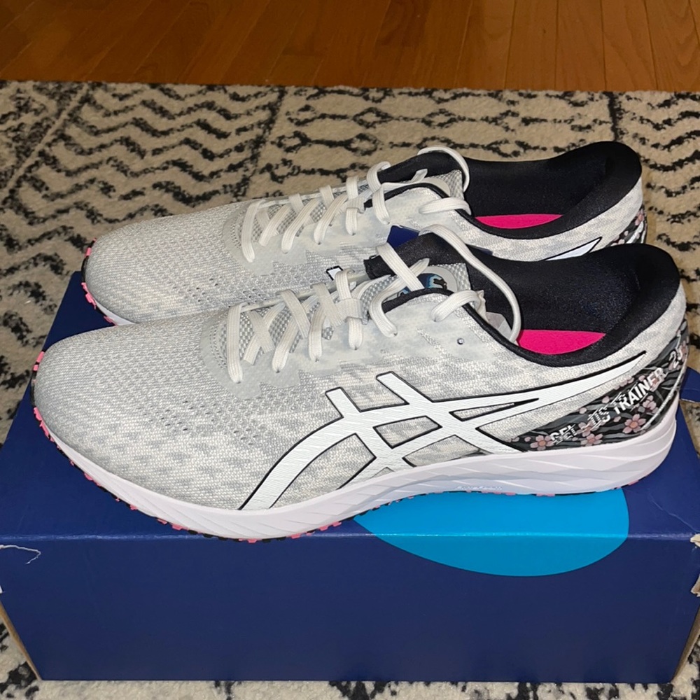NWT ASICS Gel DS Trainer 25 White/White Mens Sz 13